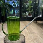 Plastikowa konewka z długą wylewką 1,5l zielona