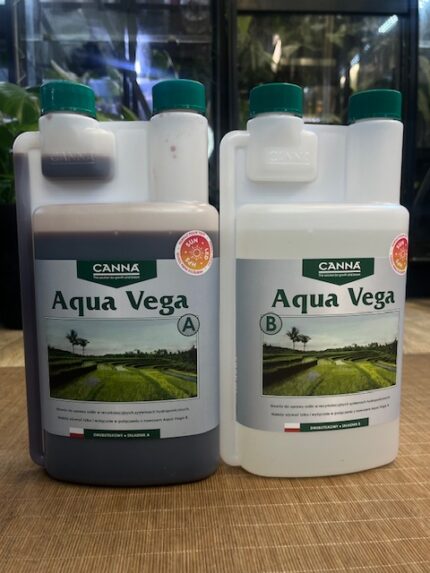Canna Aqua Vega A+B zestaw nawozów do fazy wzrostu w systemach hydroponicznych profesjonalne odżywianie roślin sklep Variegarden alt tag