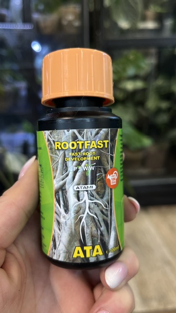 IMG_8919 Atami ATA Rootfast, wysoce skoncentrowany stymulator i ukorzeniacz do silnego rozwoju systemu korzeniowego roślin, Variegarden.